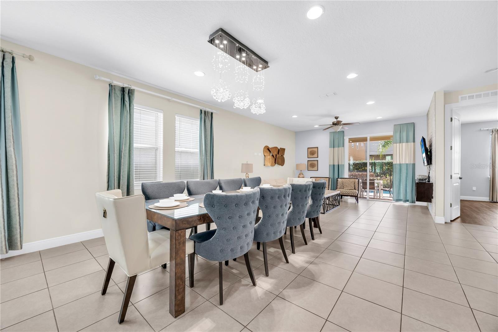 REUNION WEST PH 1 WEST & AMENT CTR RPLT - Residential