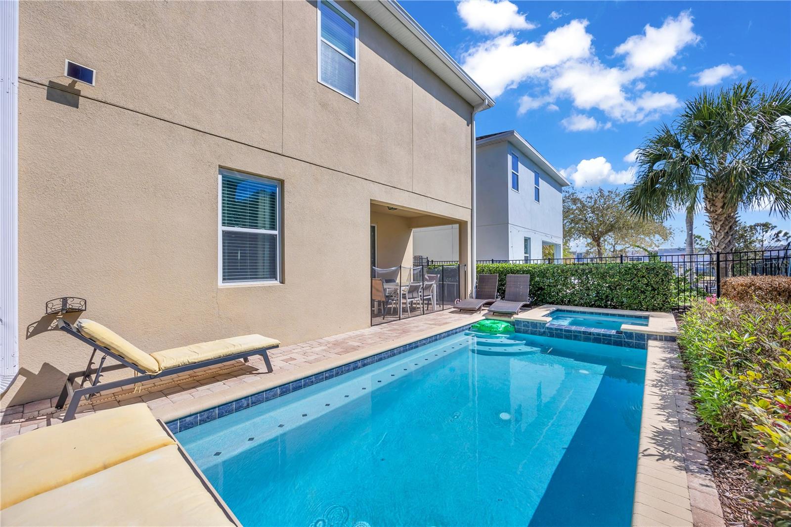 REUNION WEST PH 1 WEST & AMENT CTR RPLT - Residential