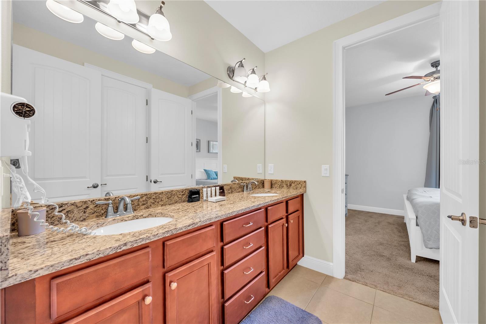 REUNION WEST PH 1 WEST & AMENT CTR RPLT - Residential