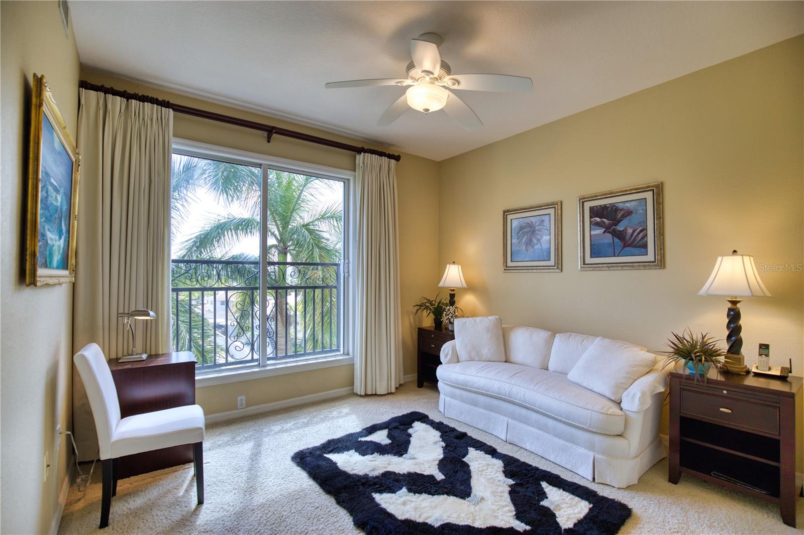 GOLDEN BAY - Residential