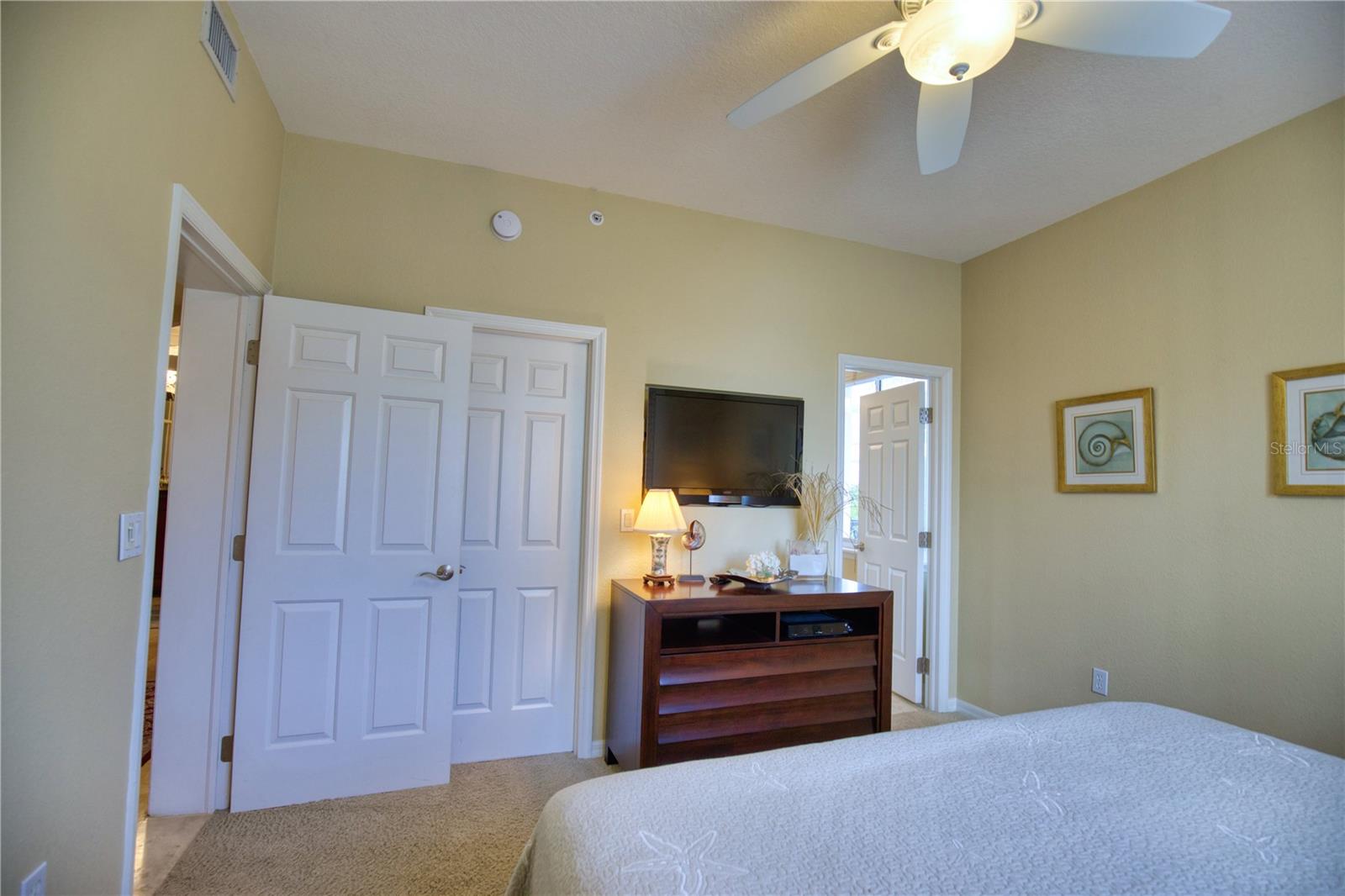 GOLDEN BAY - Residential