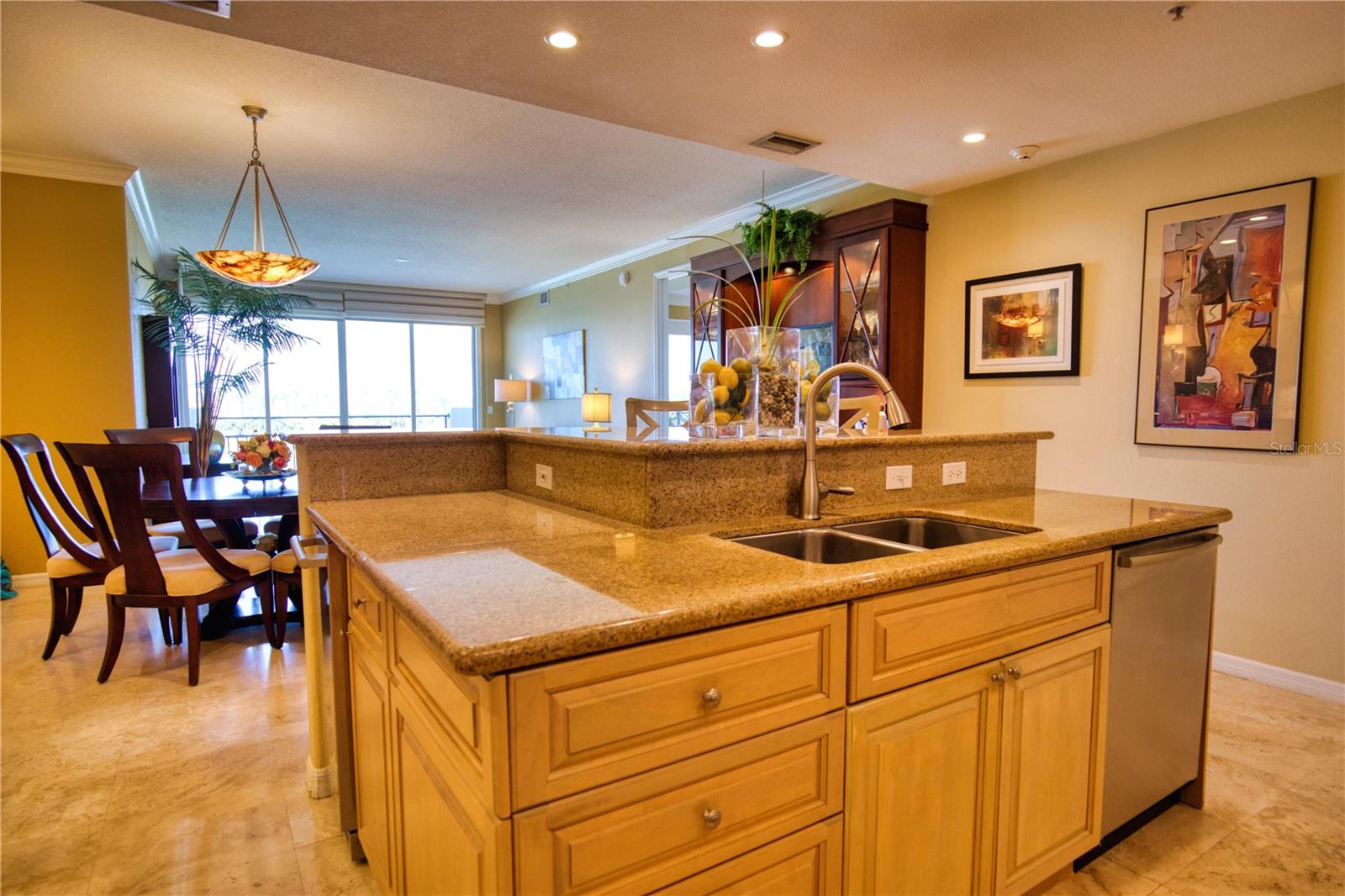 GOLDEN BAY - Residential