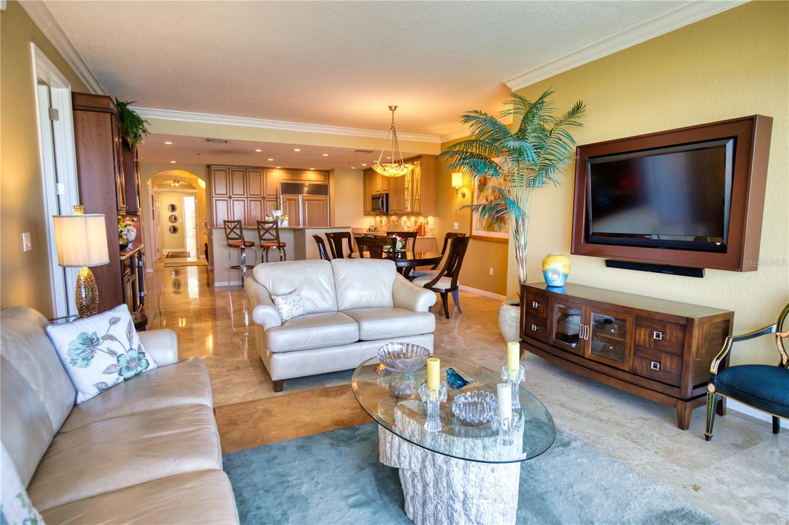 GOLDEN BAY - Residential