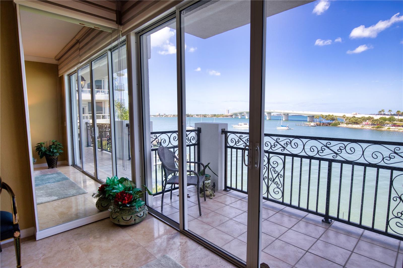 GOLDEN BAY - Residential