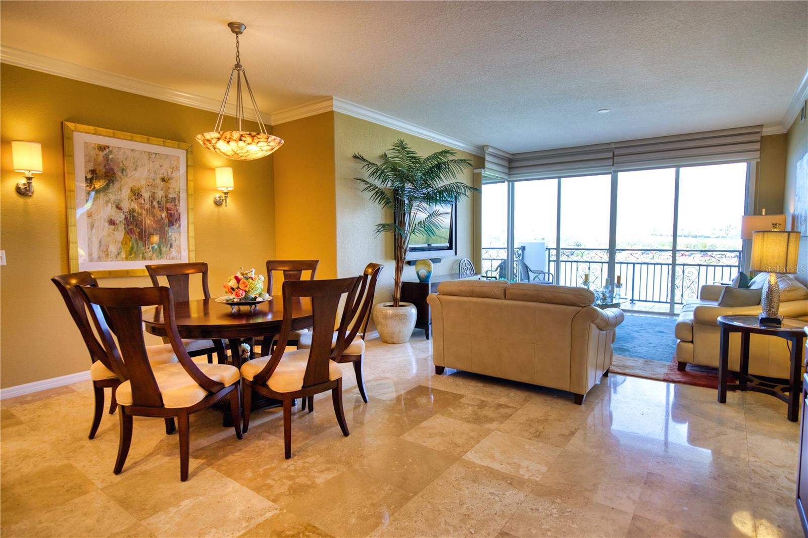 GOLDEN BAY - Residential