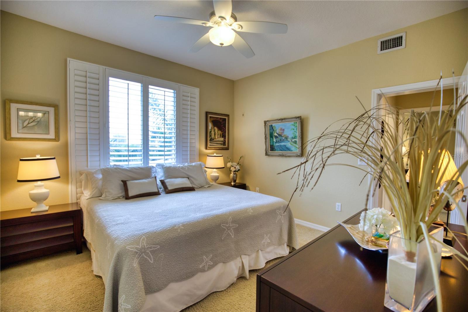 GOLDEN BAY - Residential