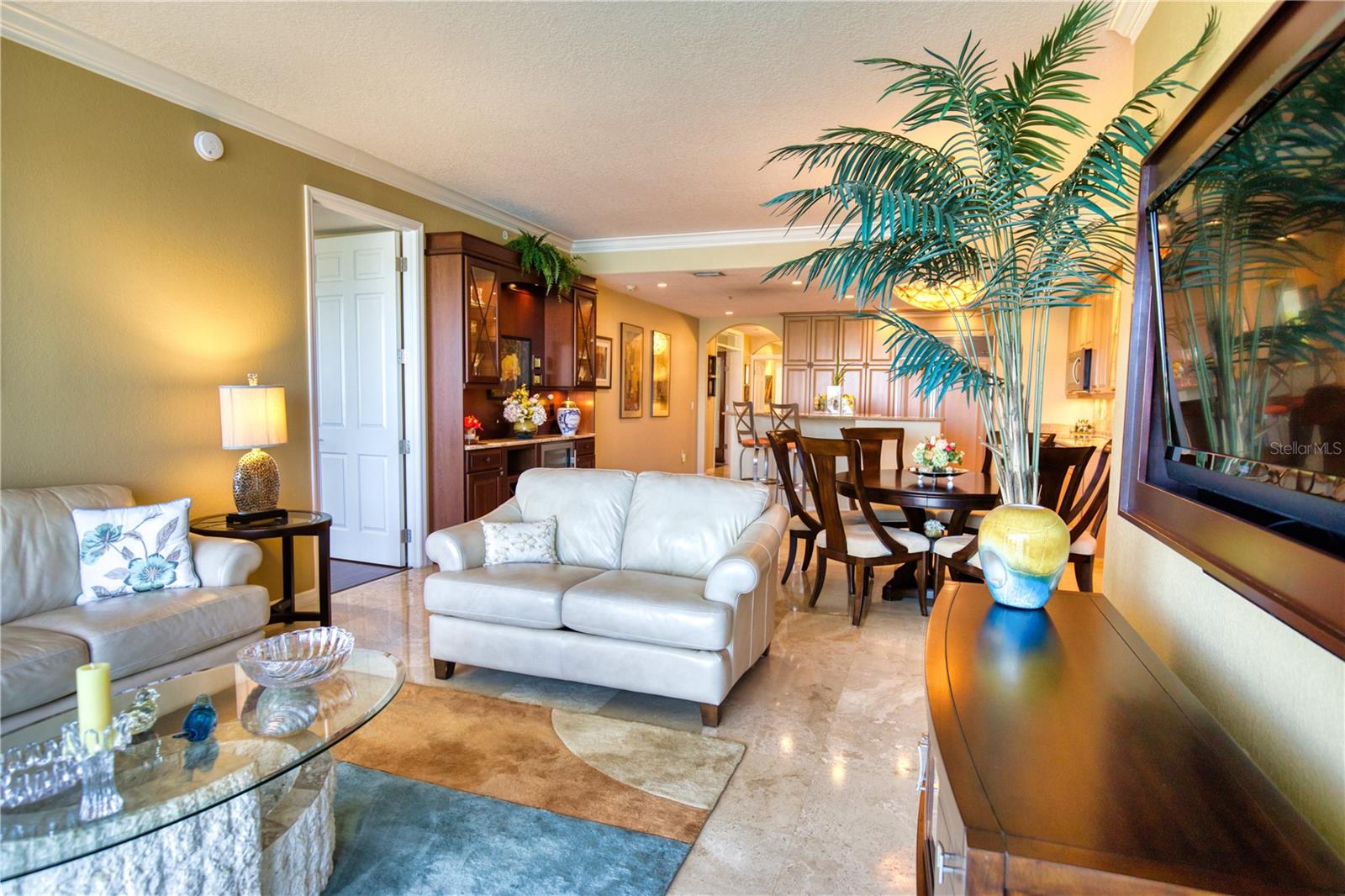 GOLDEN BAY - Residential