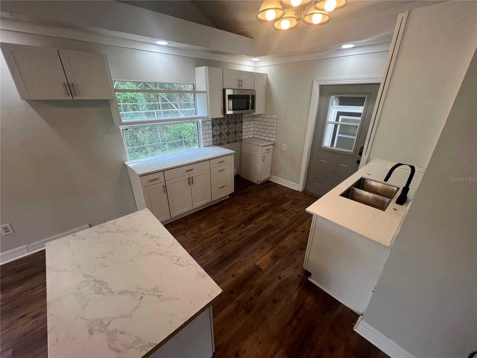 STEFANIK HEIGHTS - Residential