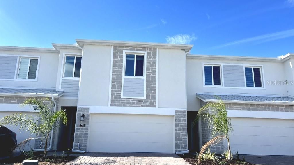 Photo of 312 Nine Iron Drive, Davenport, FL 33896 (MLS # S5150499)