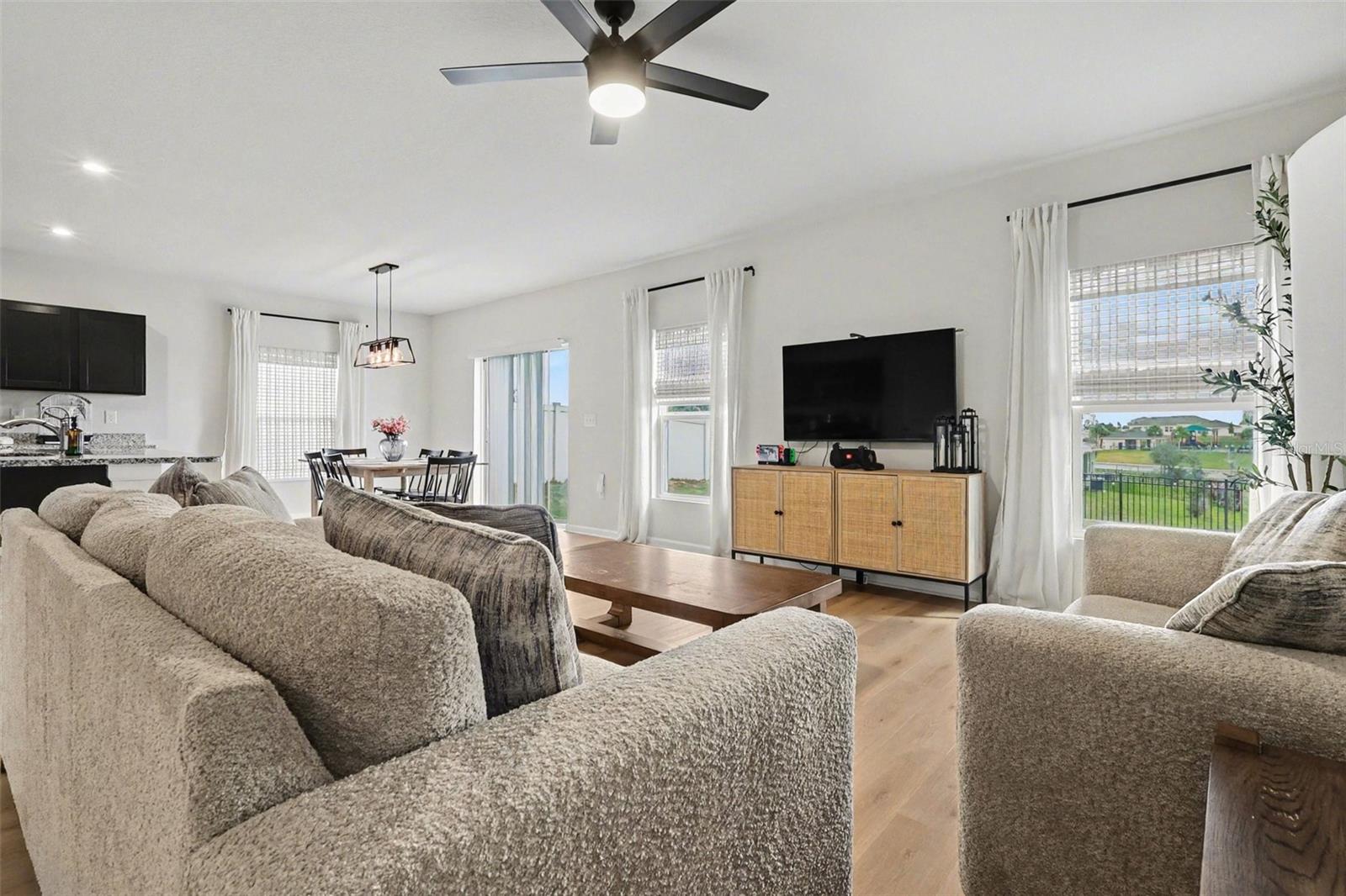 MAGNOLIA PARK PHASES 1 & 2 - Residential