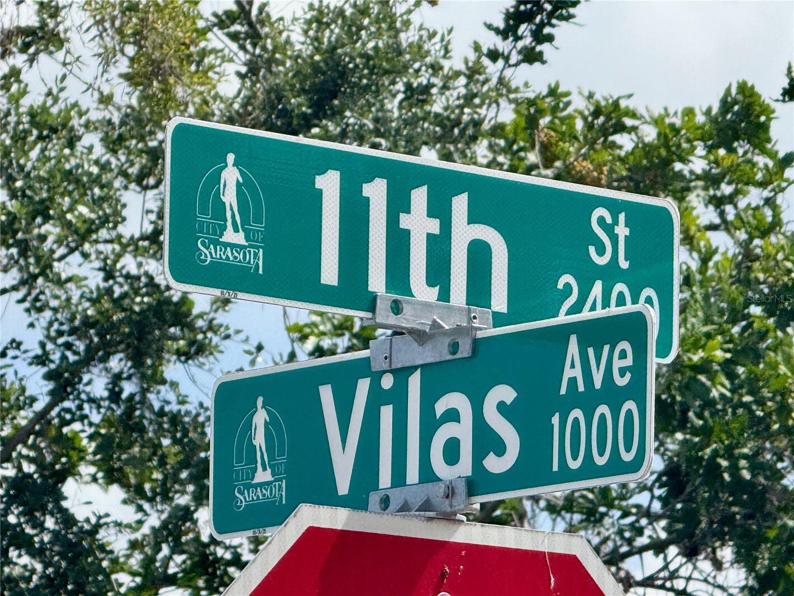 VILAS AVENUE
