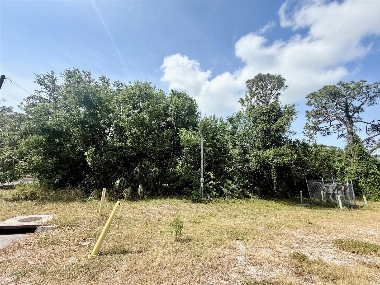 FAIRWAY - Land