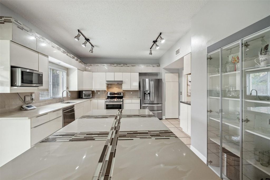 Photo of 27133 Sea Breeze Way, Wesley Chapel, FL 33544 (MLS # TB8393574)