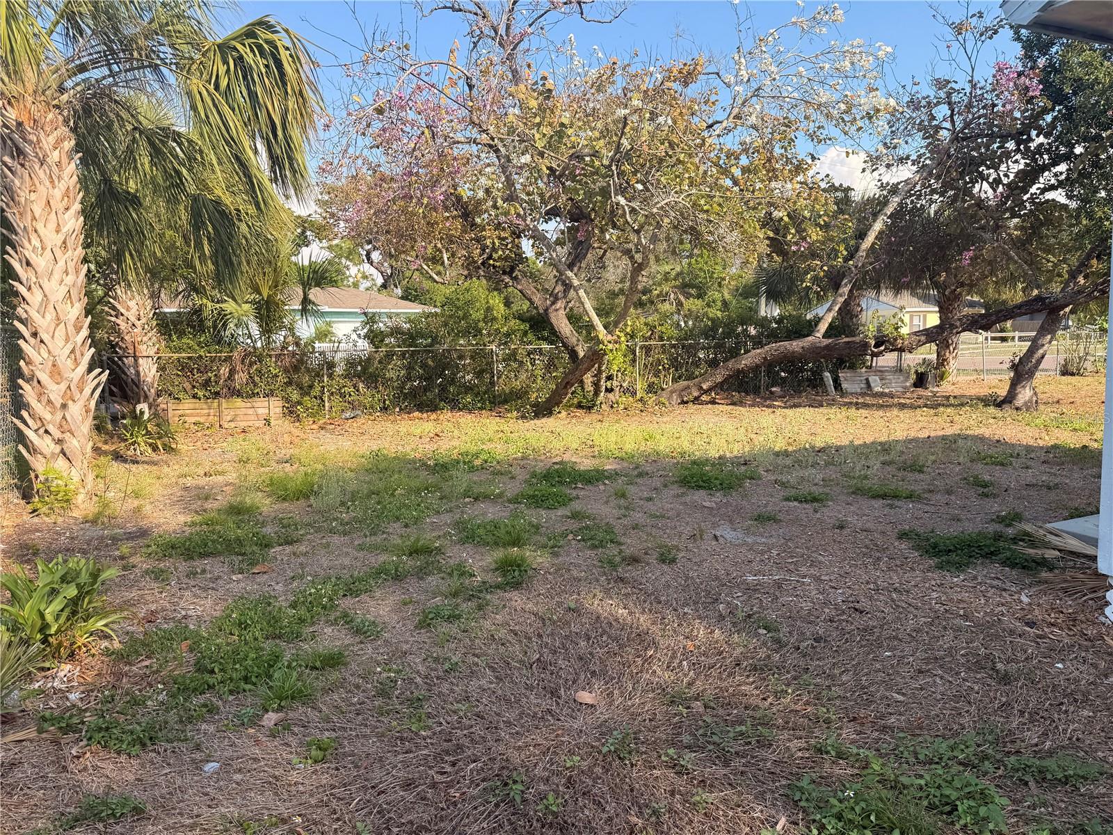 GLAZNERS C B REP - Residential Lease