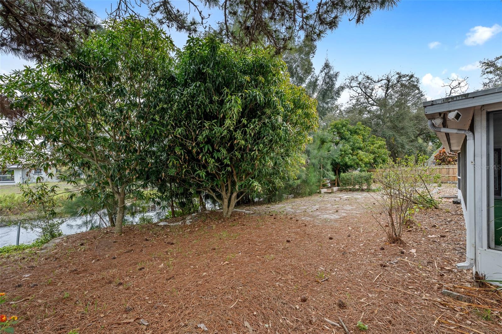 CHESTERFIELD HEIGHTS - Residential Lease