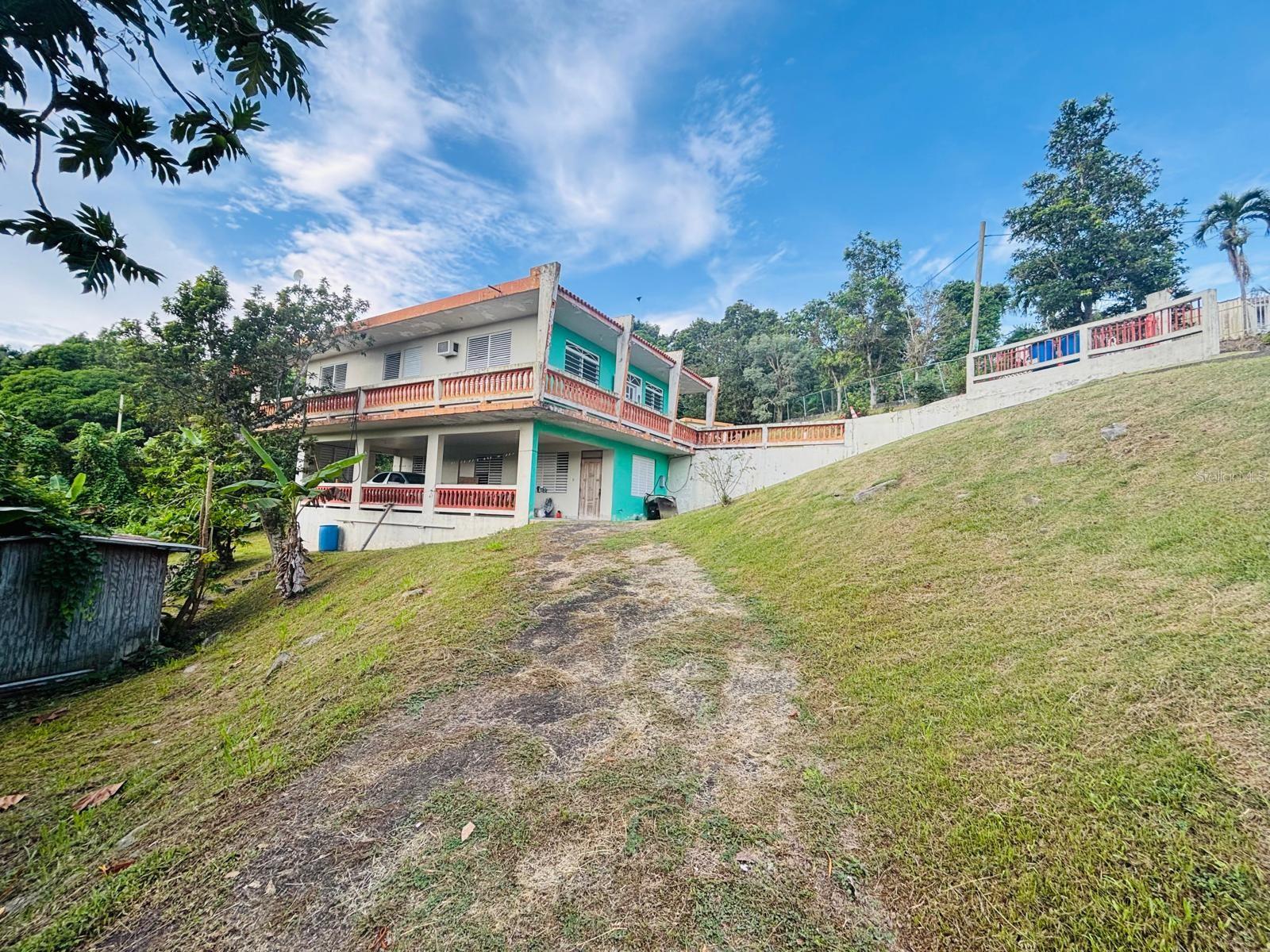 TOMAS DE CASTRO - Residential