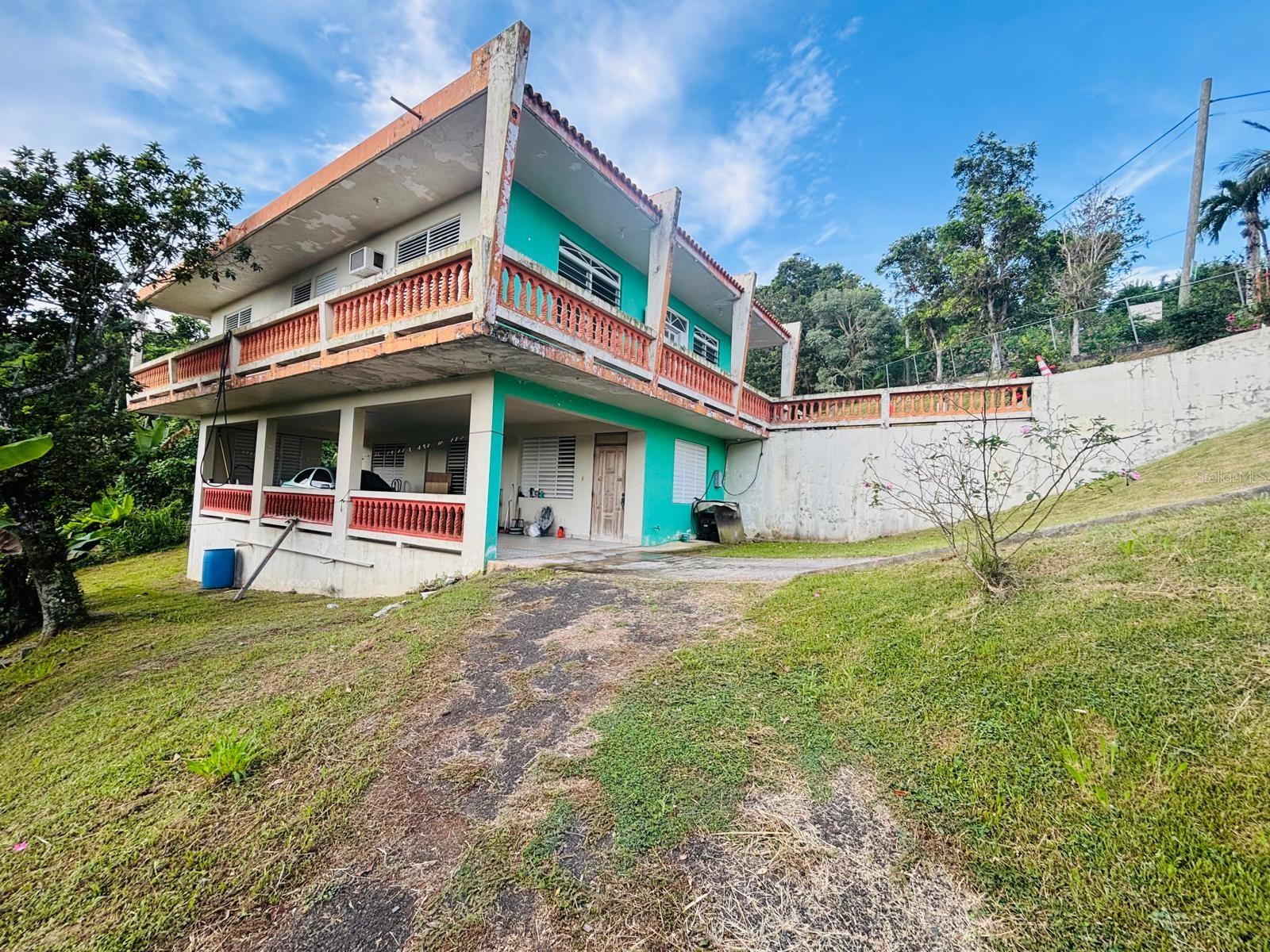 TOMAS DE CASTRO - Residential