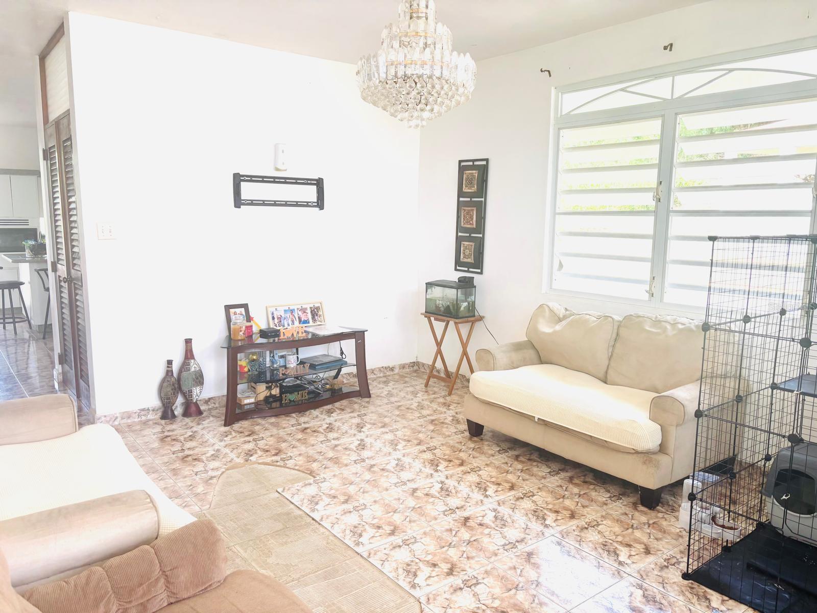 TOMAS DE CASTRO - Residential