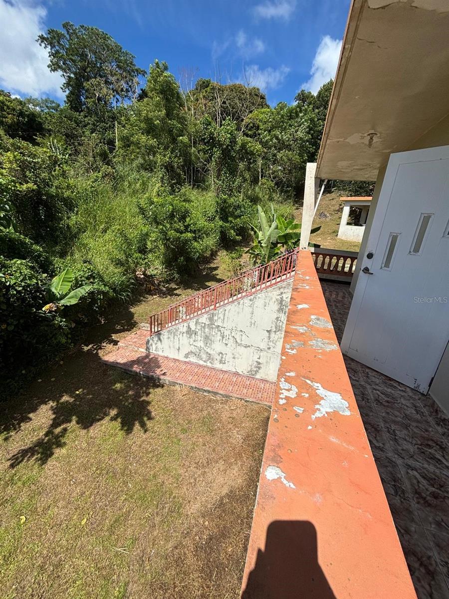 TOMAS DE CASTRO - Residential