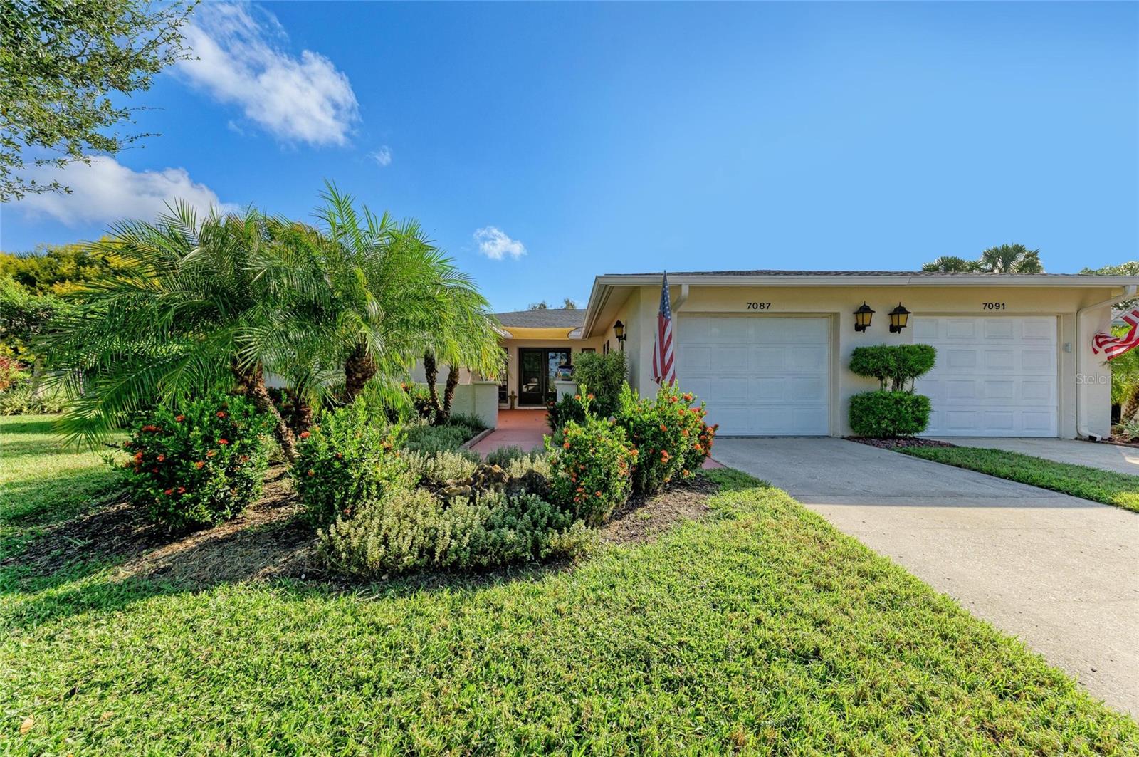 7087 FAIRWAY BEND CIRCLE