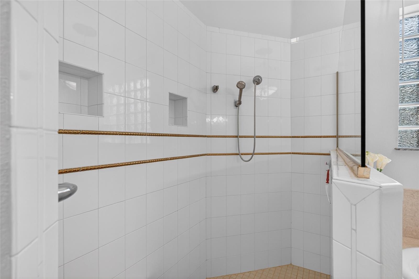 GRAND HAVEN - Residential