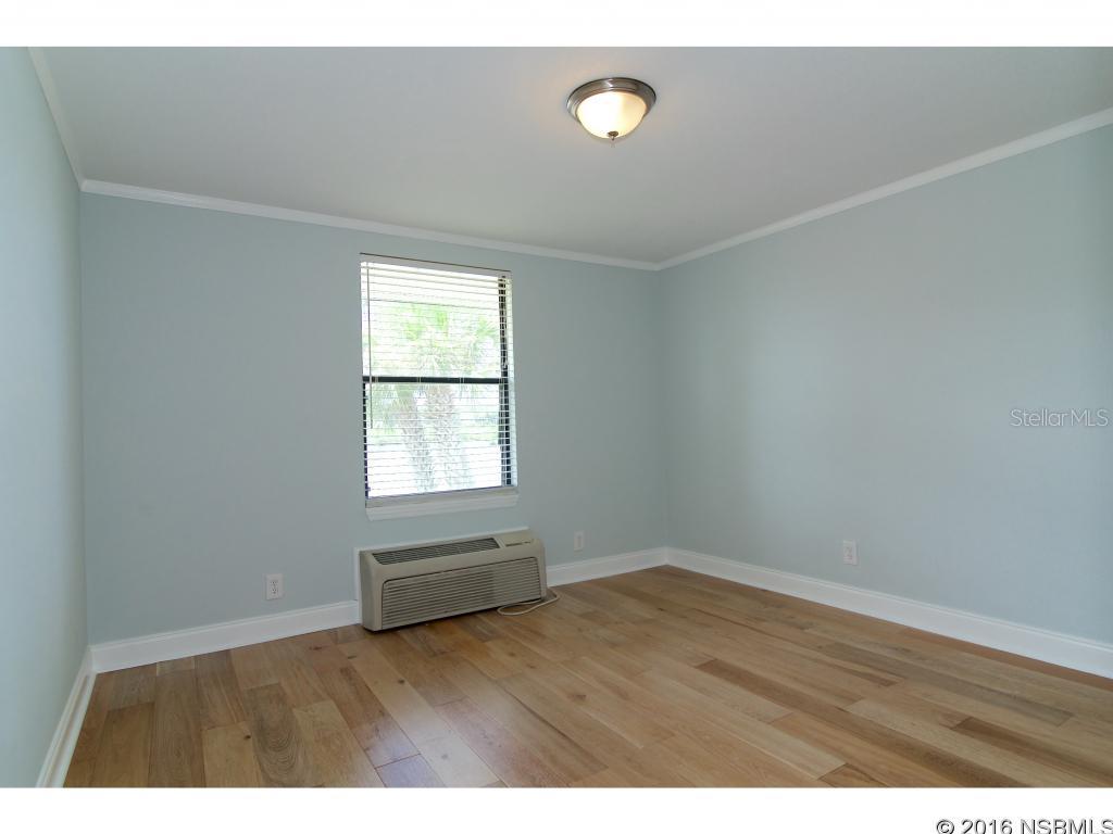 Riverwalk Condo - Residential