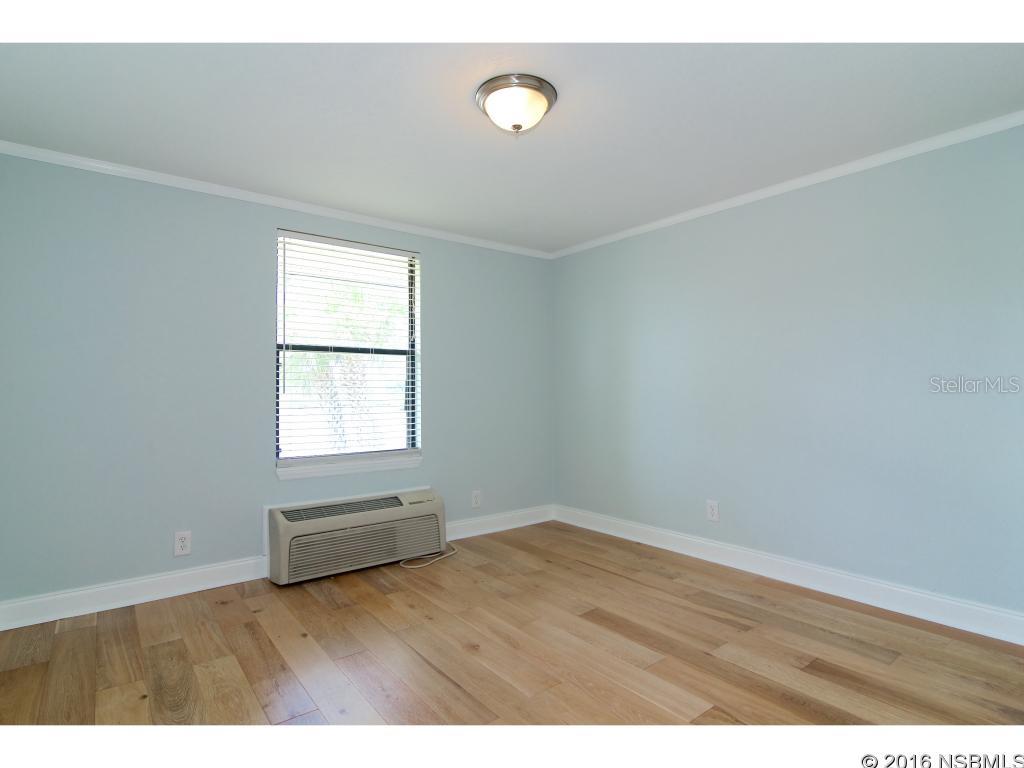 Riverwalk Condo - Residential