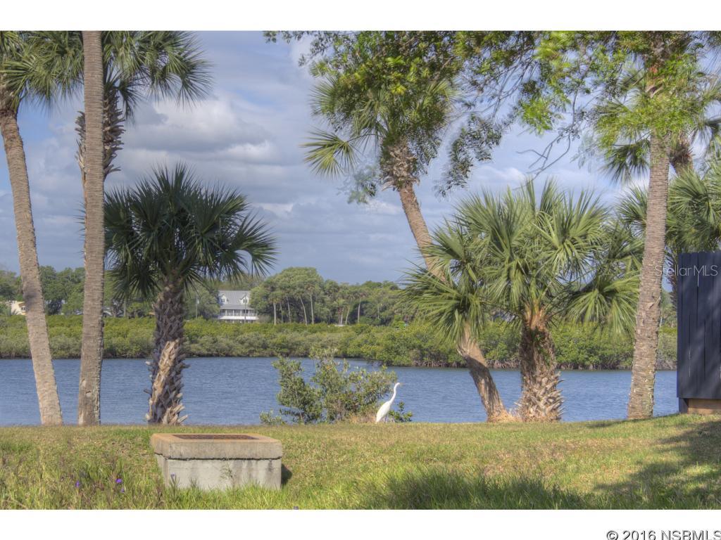 Riverwalk Condo - Residential