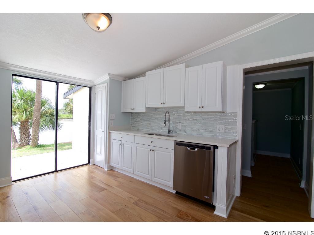 Riverwalk Condo - Residential