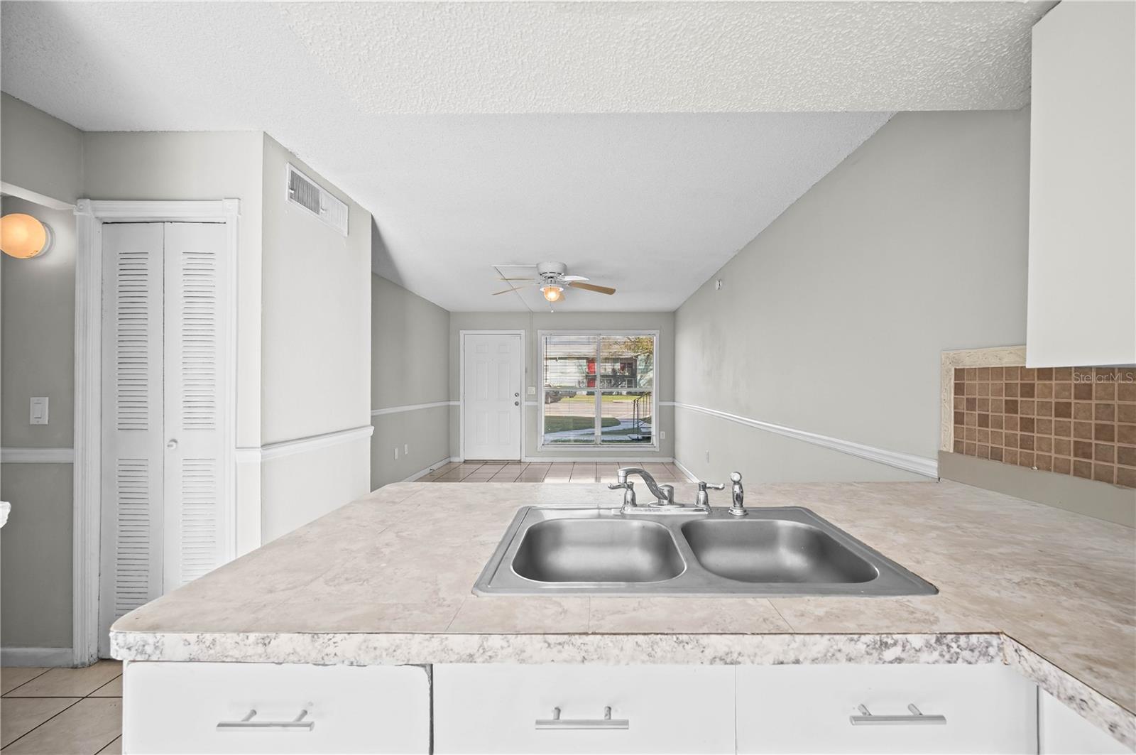 VILLA DEL SOL CONDO - Residential