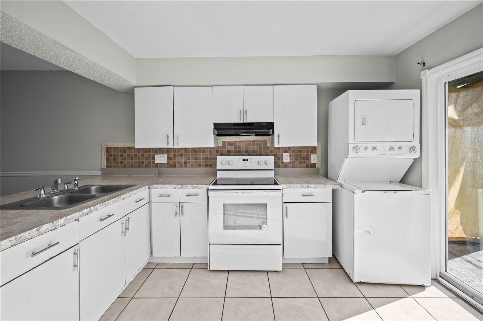 VILLA DEL SOL CONDO - Residential