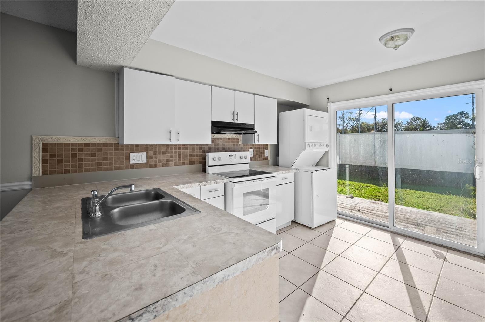 VILLA DEL SOL CONDO - Residential