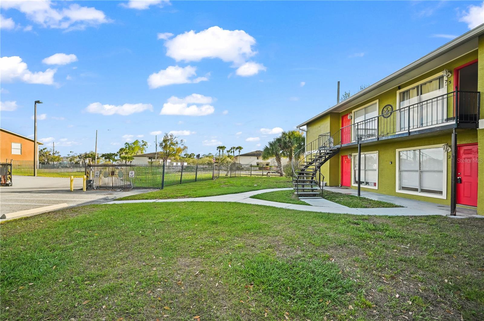 VILLA DEL SOL CONDO - Residential