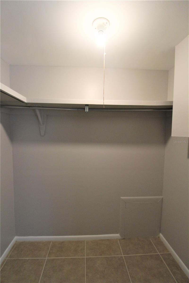 GARDEN APTS - Residential Lease