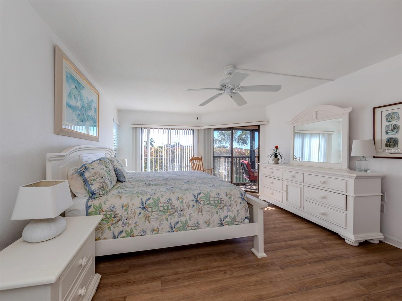 BANYAN POINT PH 03 - Residential