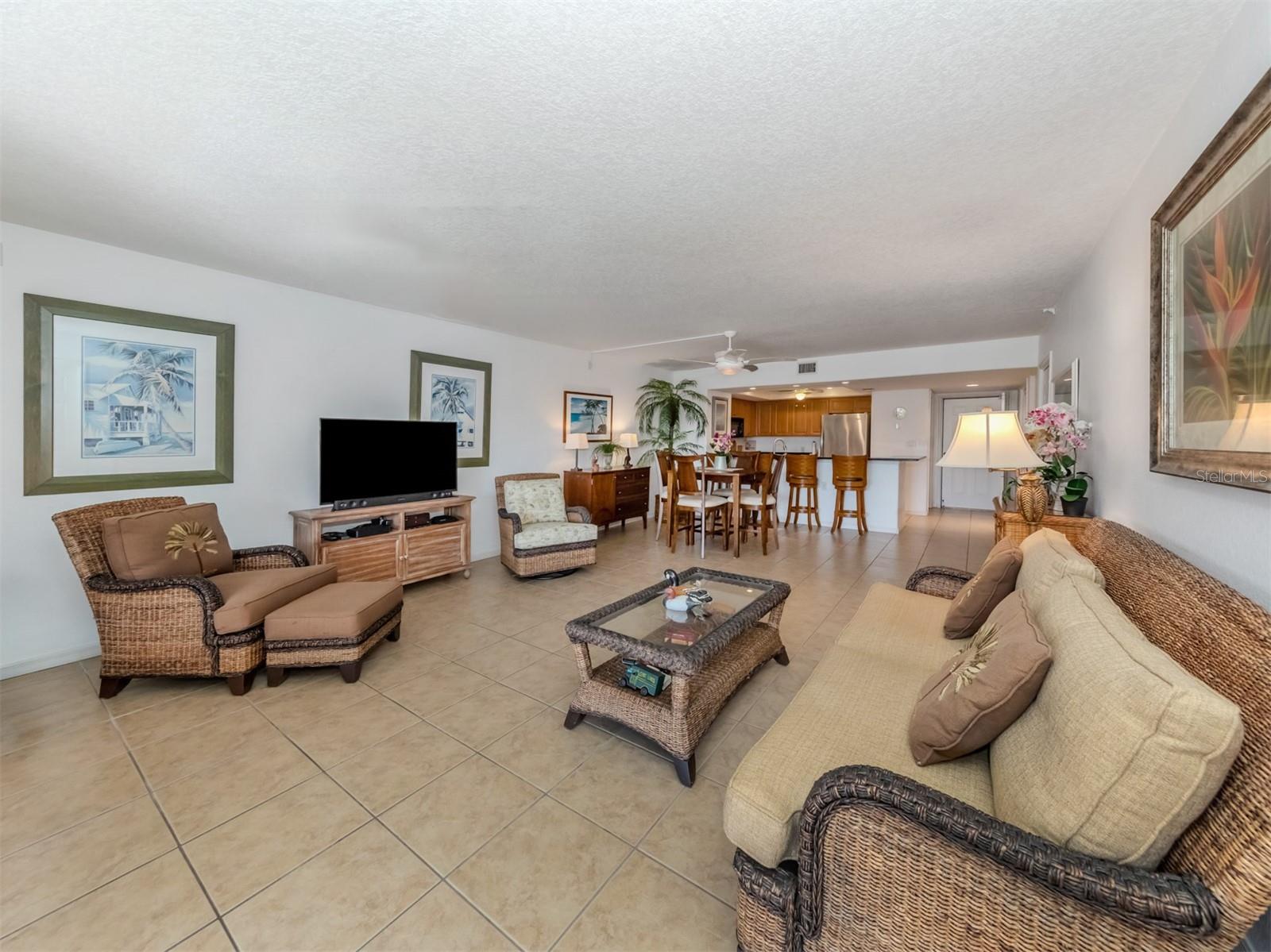 BANYAN POINT PH 03 - Residential