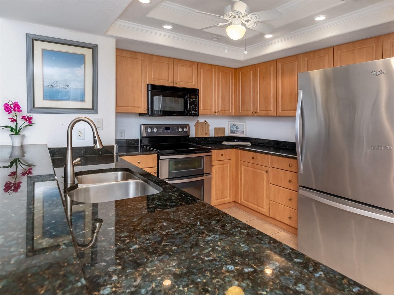 BANYAN POINT PH 03 - Residential