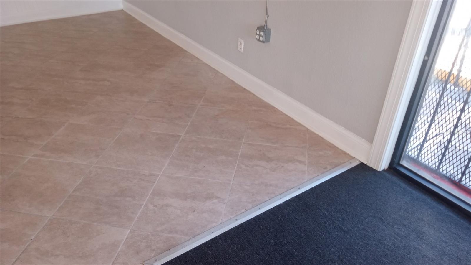 BENJAMINS 3RD SUB - Commercial Lease