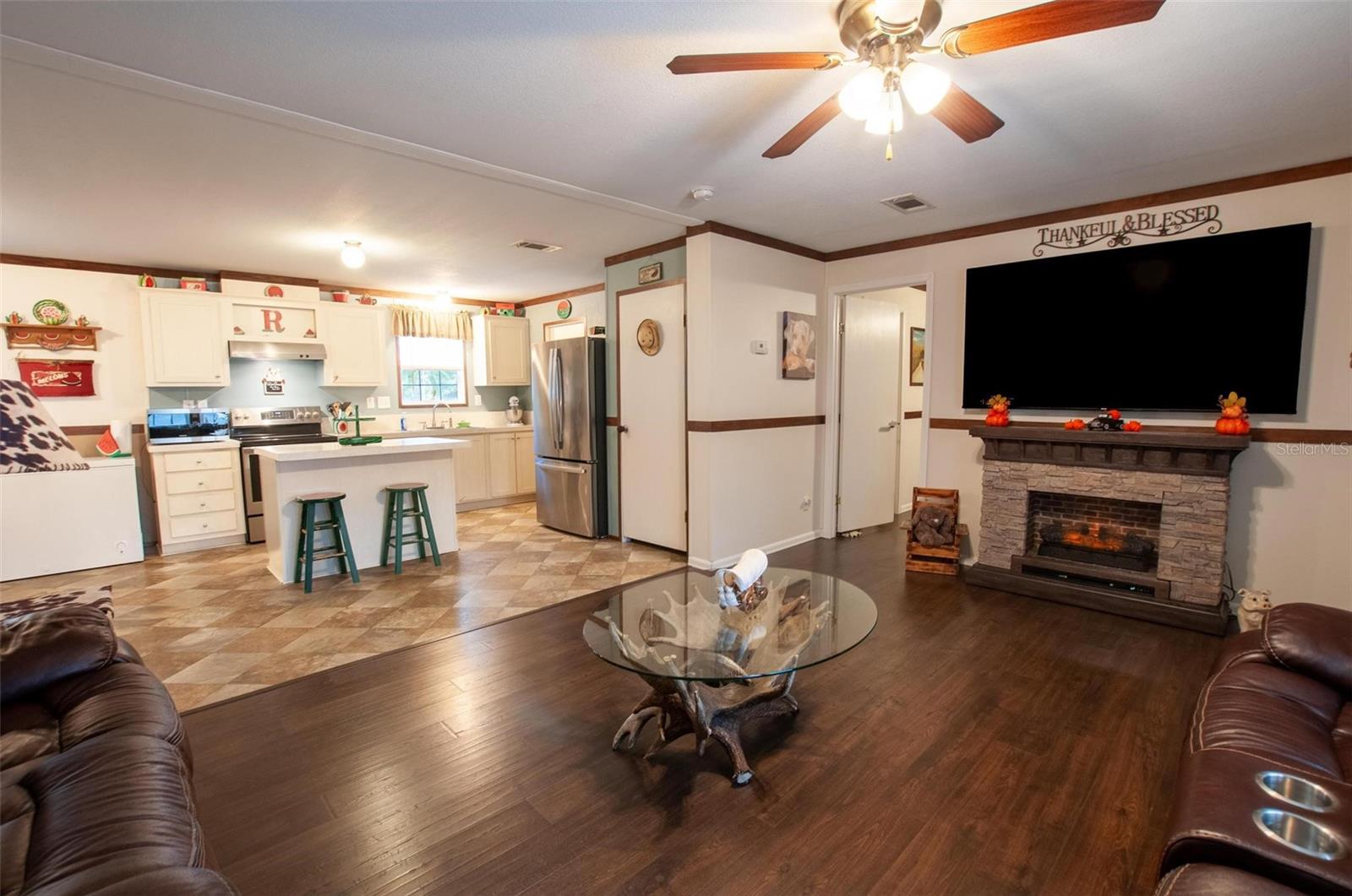 WINDY PINE MANOR - Residential