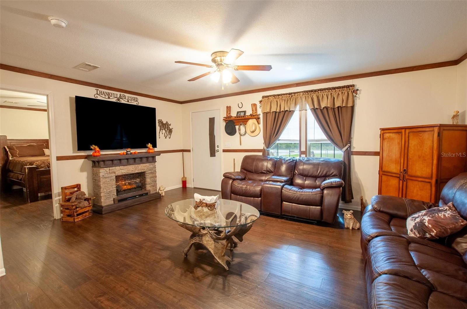 WINDY PINE MANOR - Residential