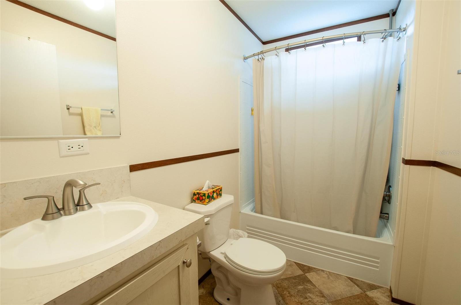 WINDY PINE MANOR - Residential