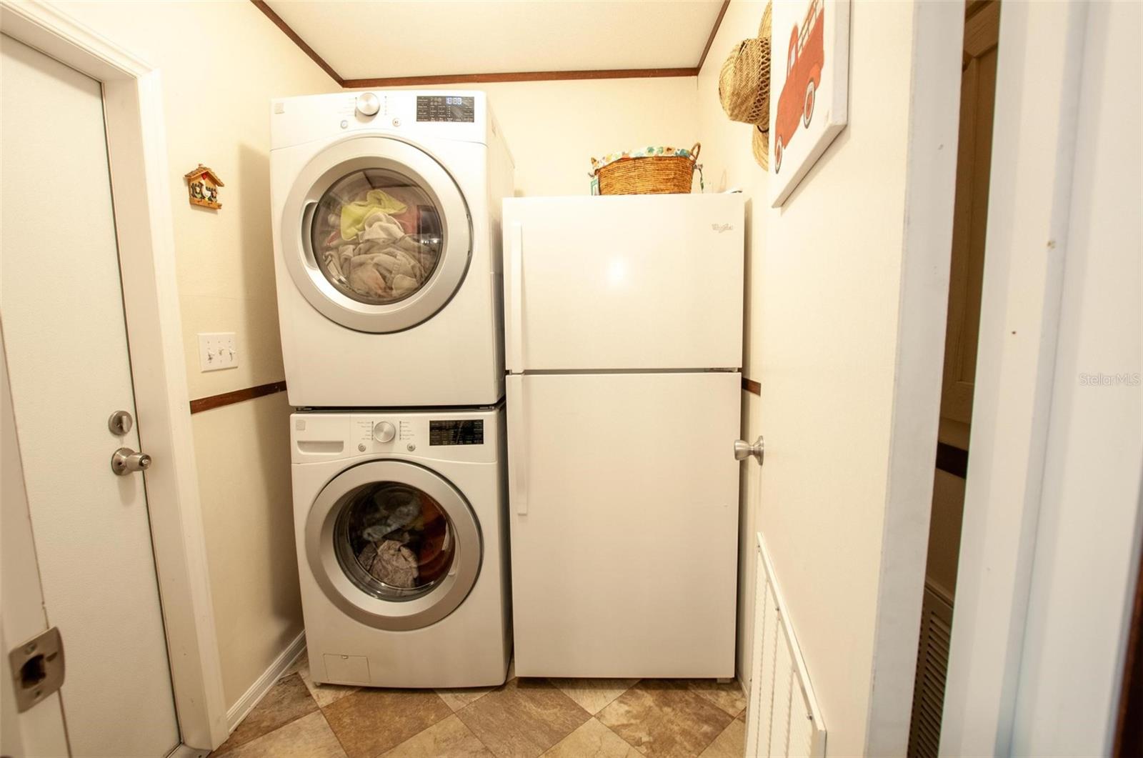 WINDY PINE MANOR - Residential