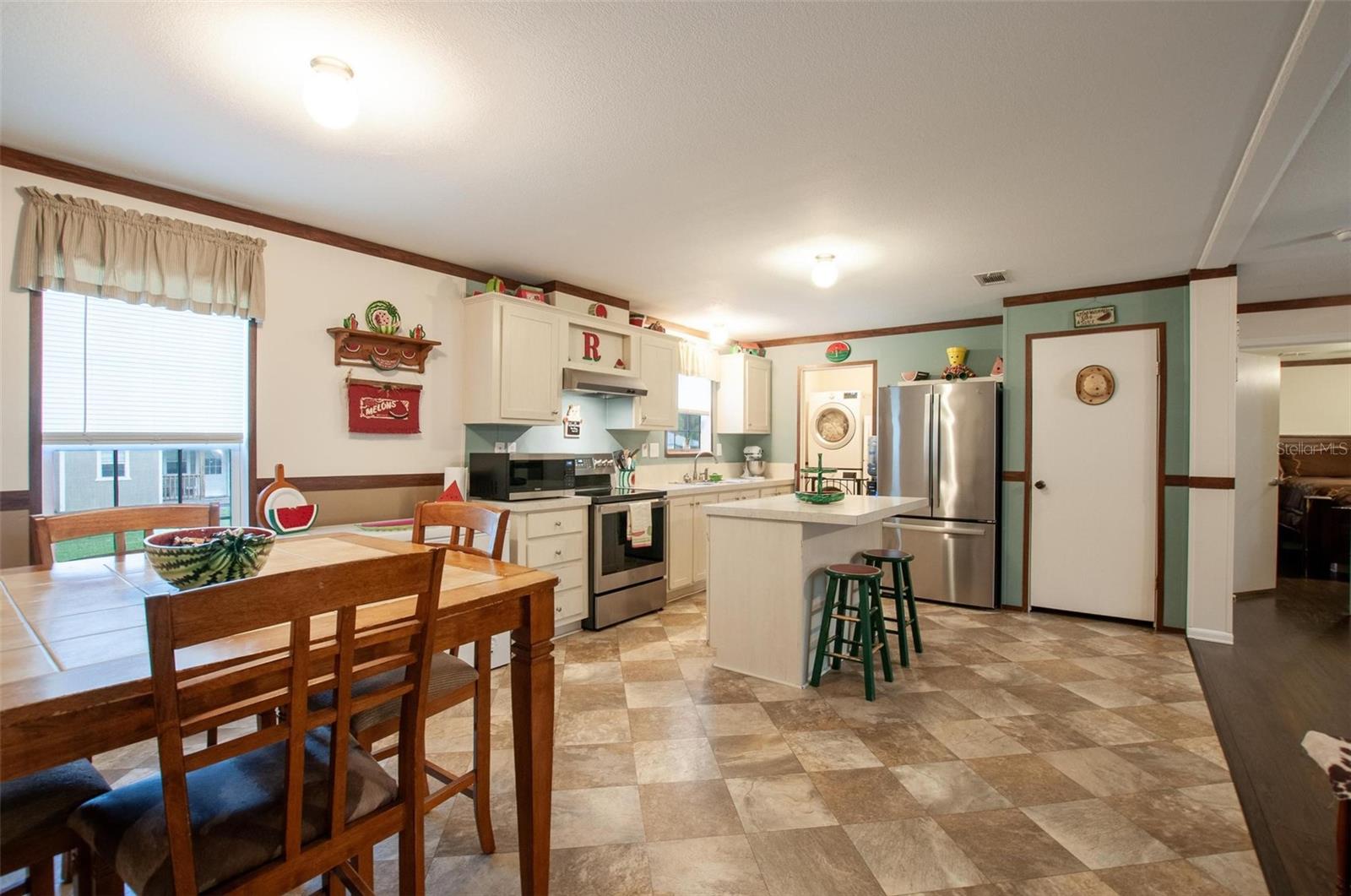 WINDY PINE MANOR - Residential