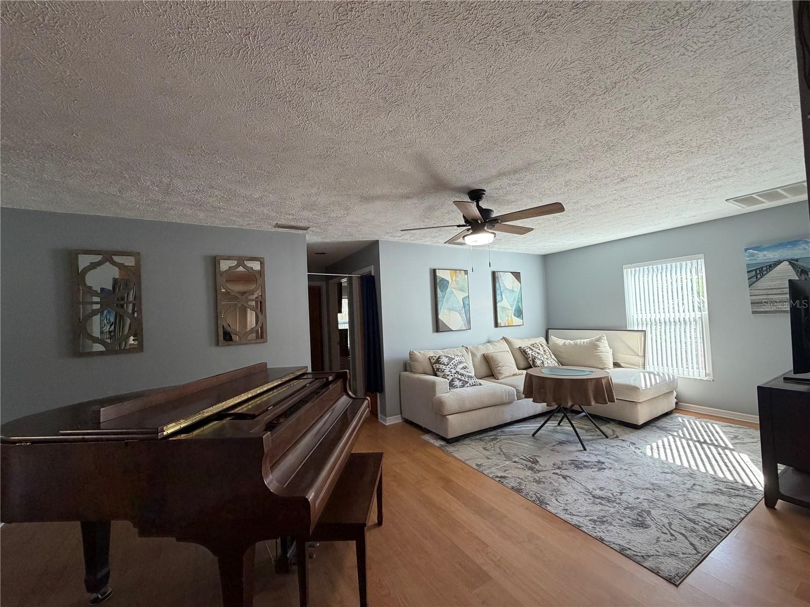 LAKE KEEN SUB UNIT - Residential