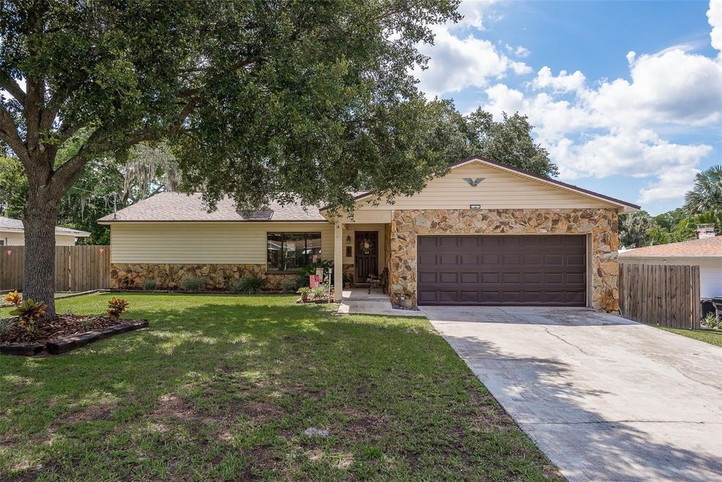 Photo of 18619 Yocam Avenue, Lutz, FL 33549 (MLS # TB8464787)