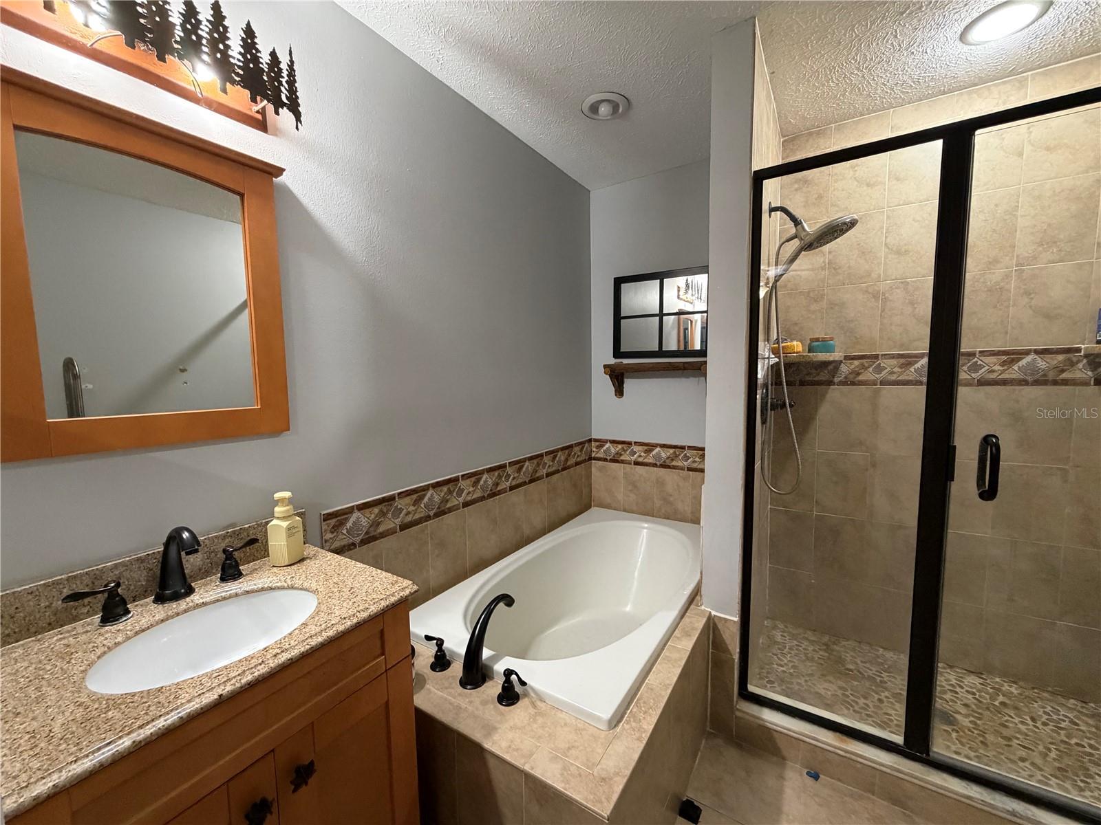 LAKE KEEN SUB UNIT - Residential