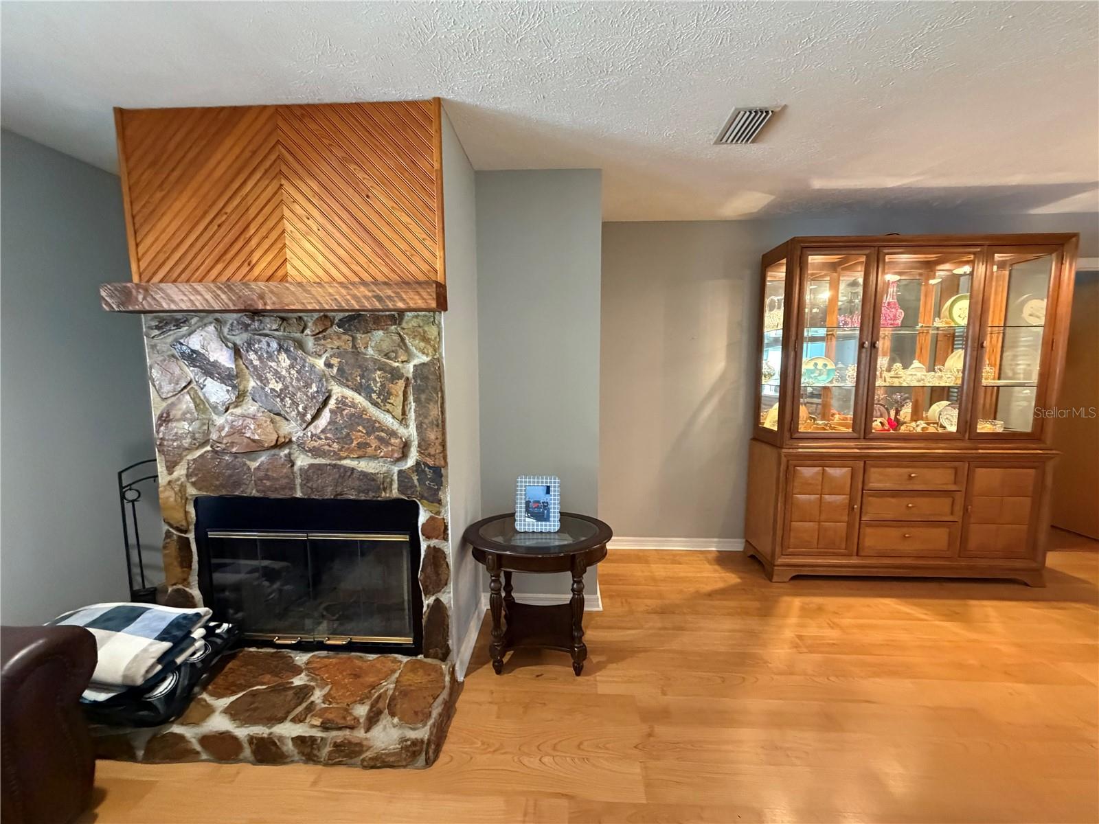 LAKE KEEN SUB UNIT - Residential