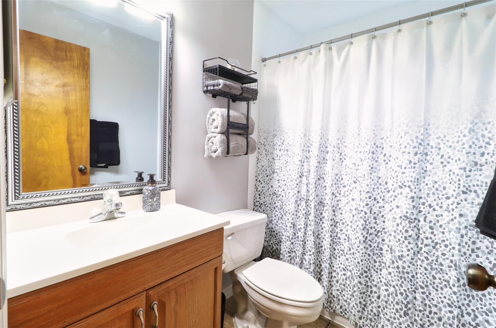 LAKE KEEN SUB UNIT - Residential