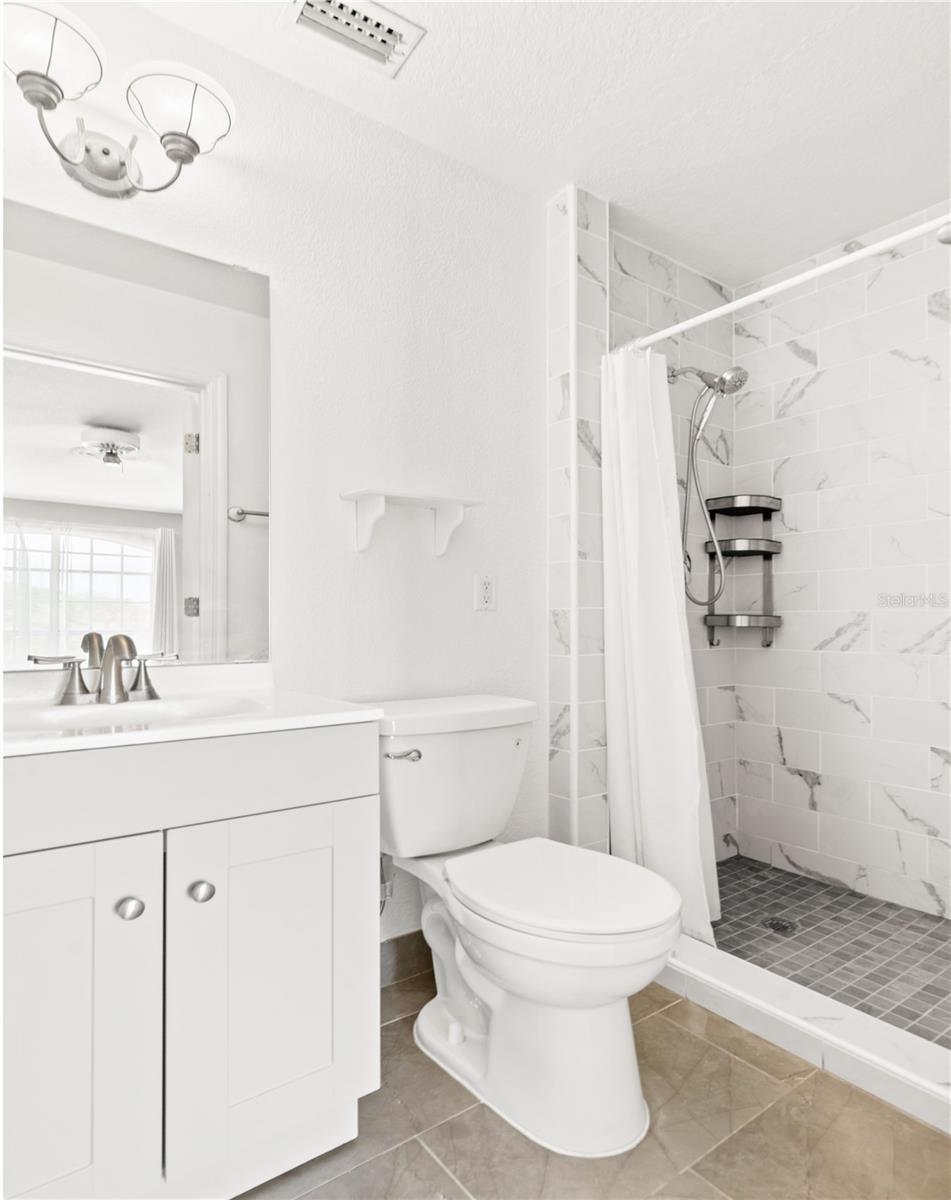 MARBLE HEAD - Residential