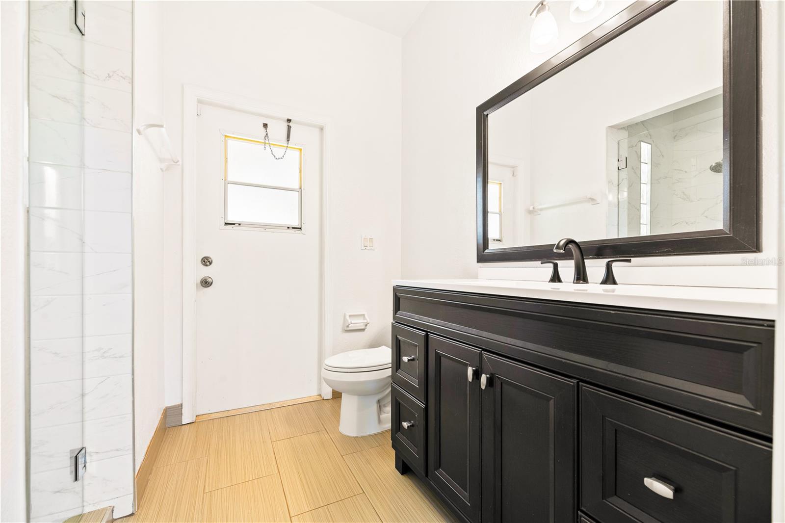 MARBLE HEAD - Residential